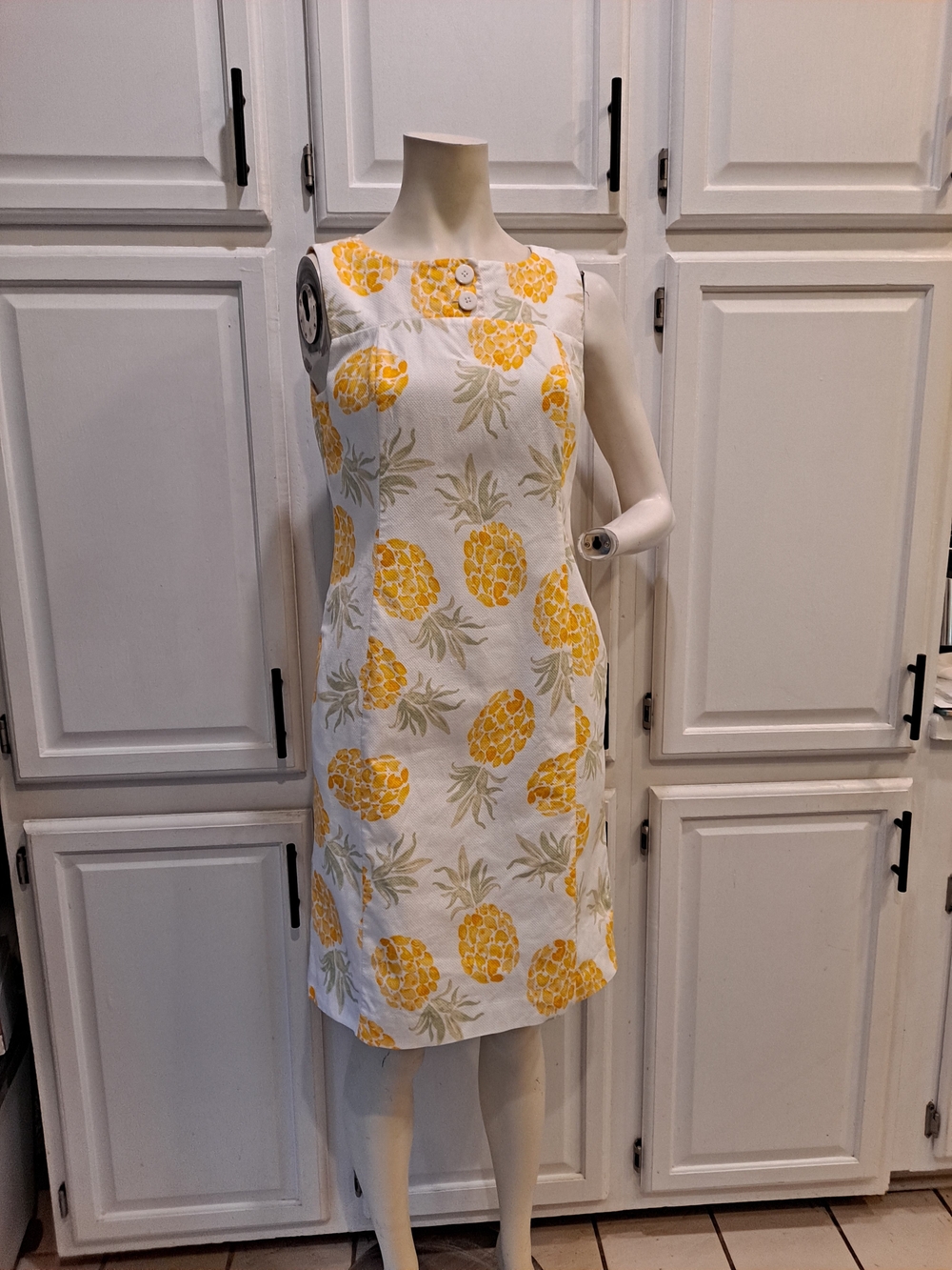Brooks Brothers Sleeveless Pineapple Shift Dress - White & Yellow Cotton Pockets